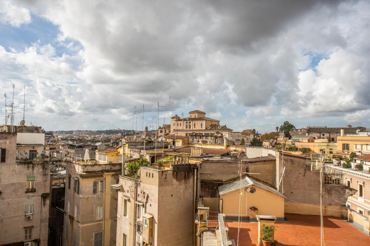 Cavour Attic With Terrace Apartamento Roma Exterior foto