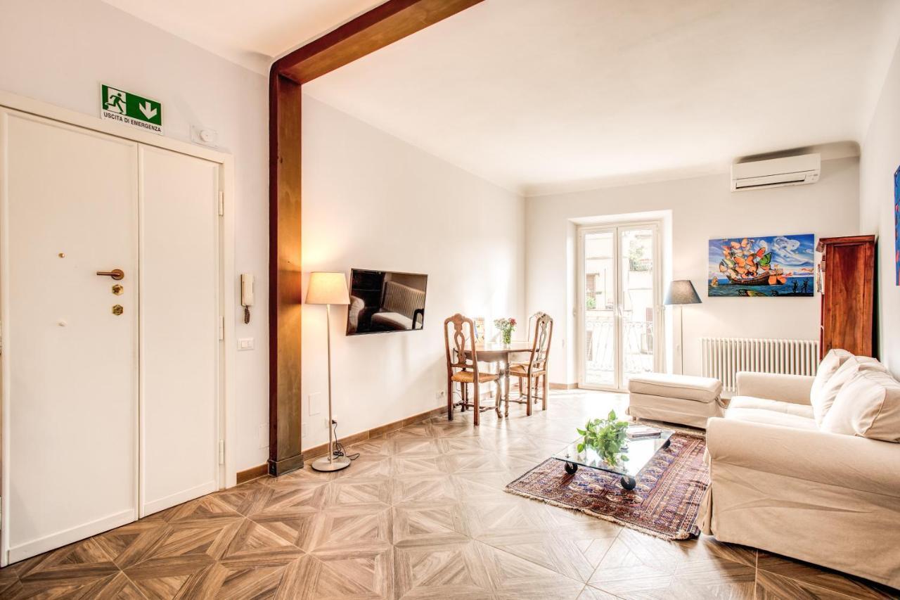 Cavour Attic With Terrace Apartamento Roma Exterior foto
