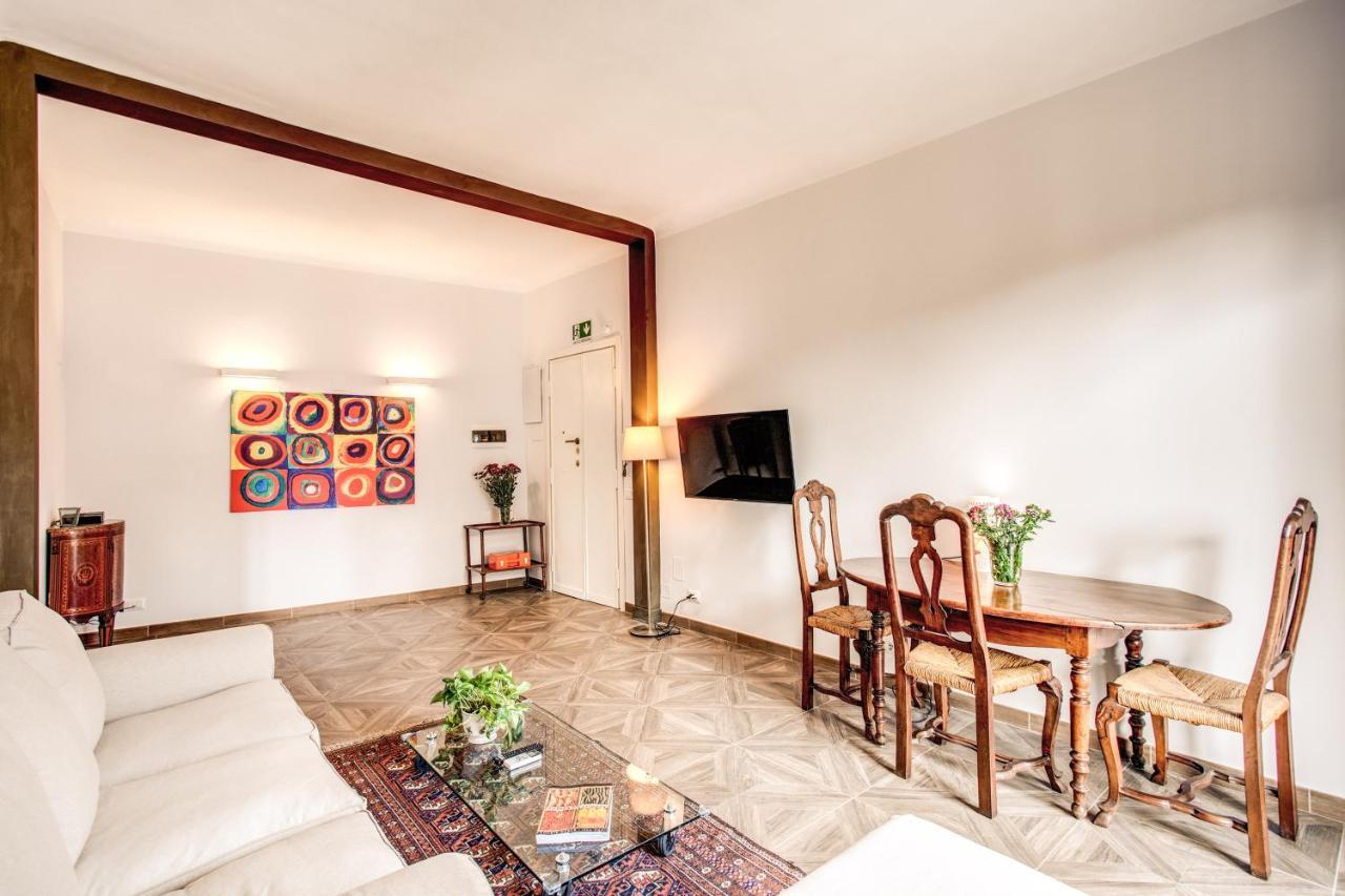 Cavour Attic With Terrace Apartamento Roma Exterior foto