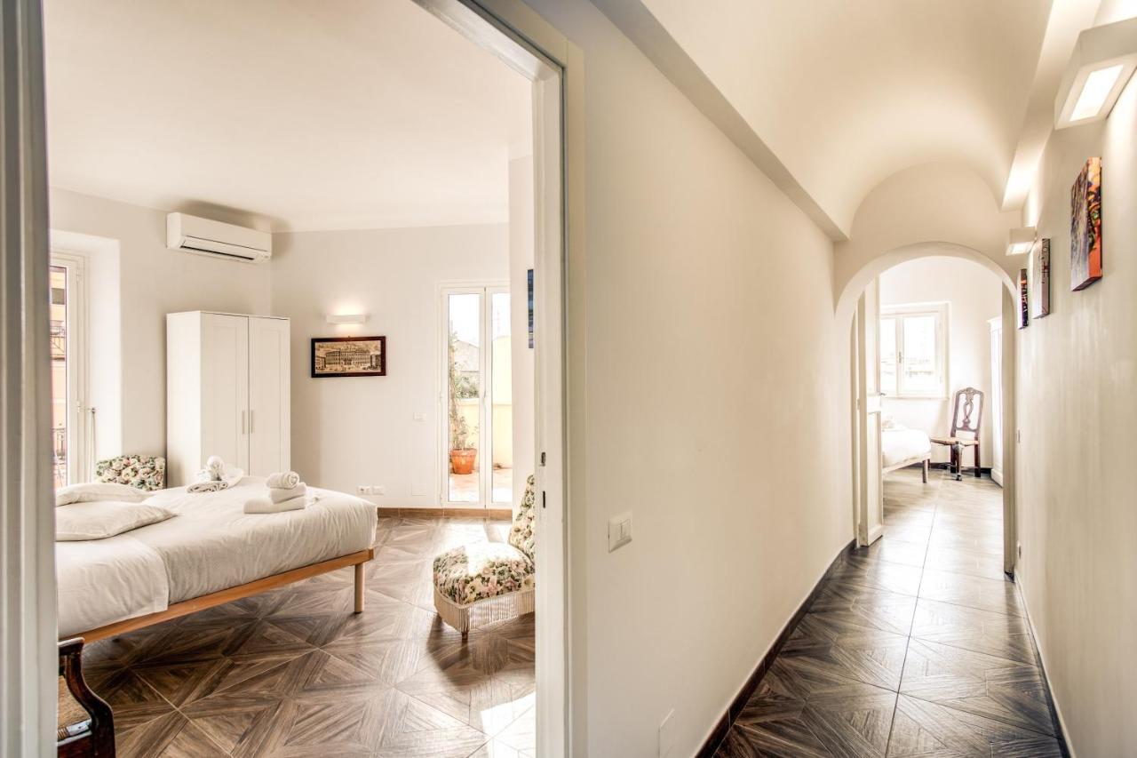 Cavour Attic With Terrace Apartamento Roma Exterior foto