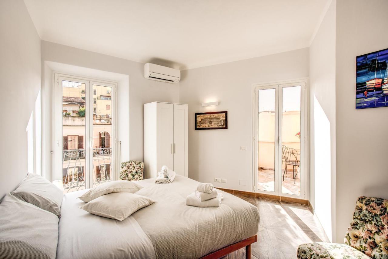 Cavour Attic With Terrace Apartamento Roma Exterior foto