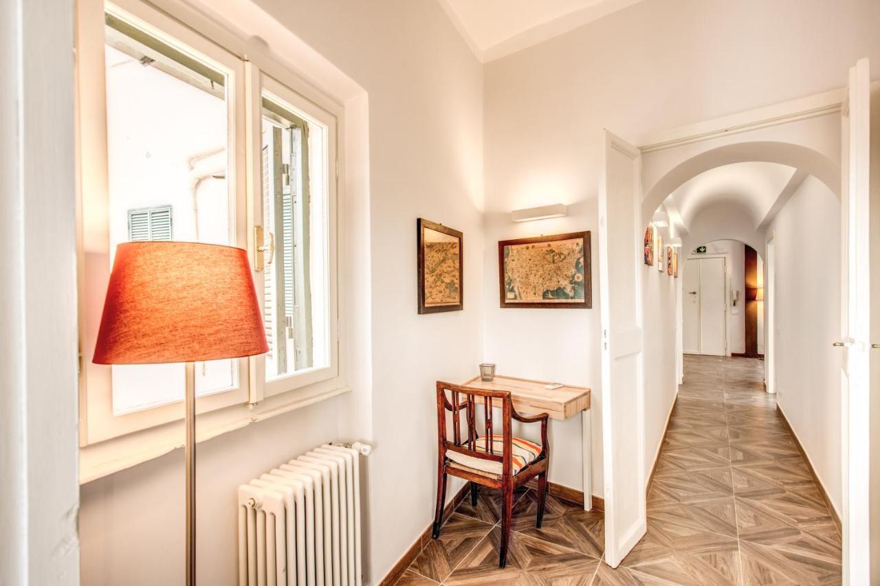 Cavour Attic With Terrace Apartamento Roma Exterior foto