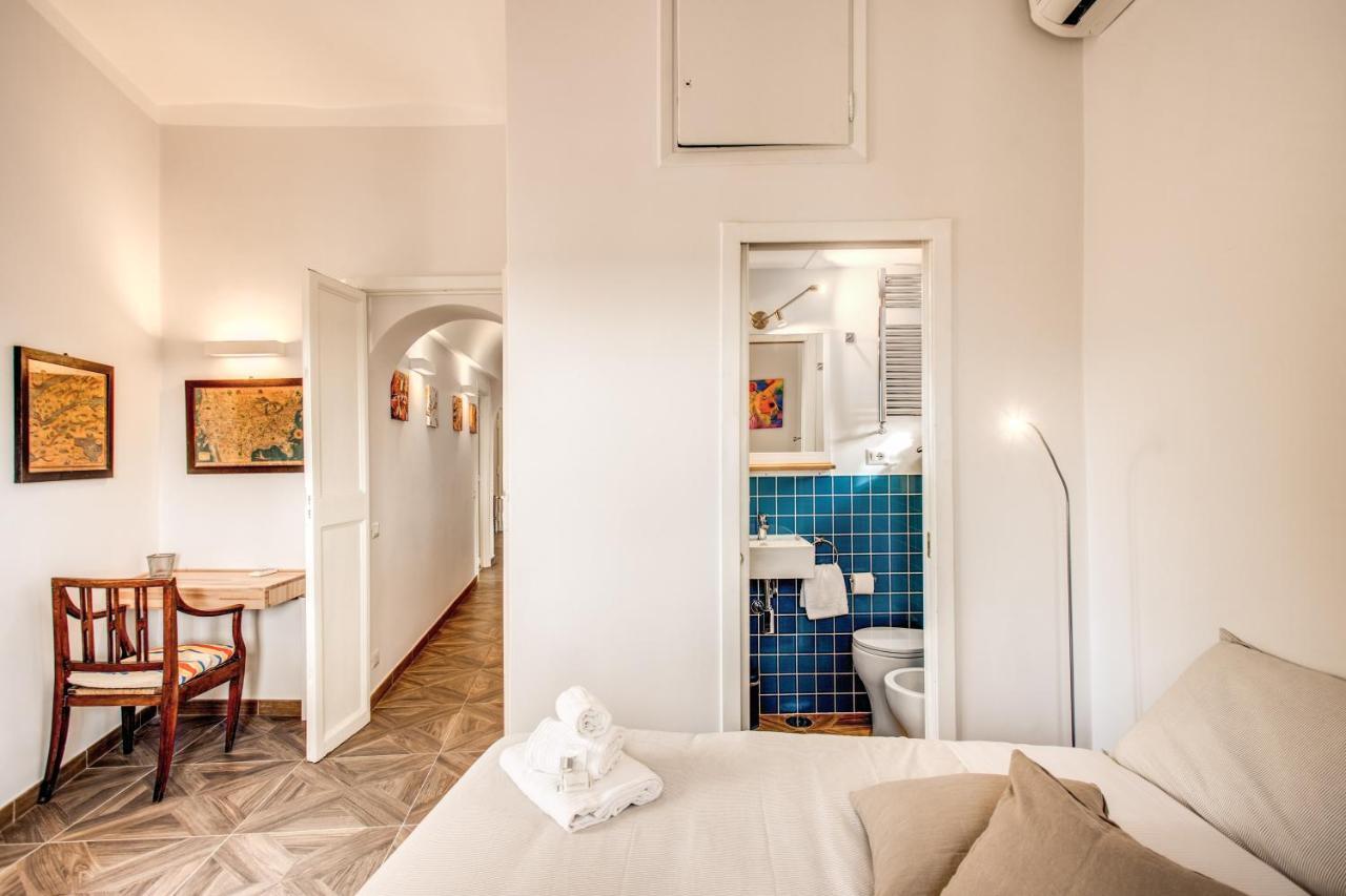 Cavour Attic With Terrace Apartamento Roma Exterior foto