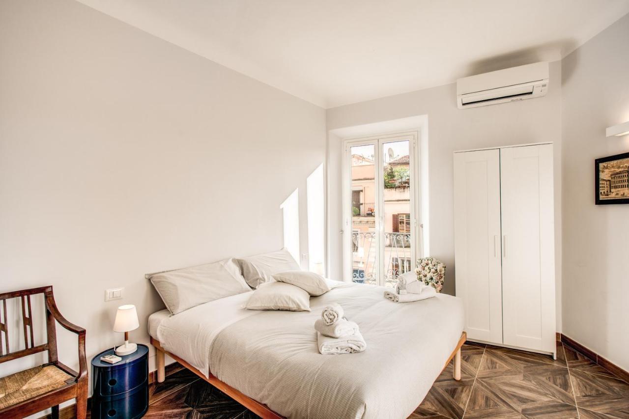 Cavour Attic With Terrace Apartamento Roma Exterior foto